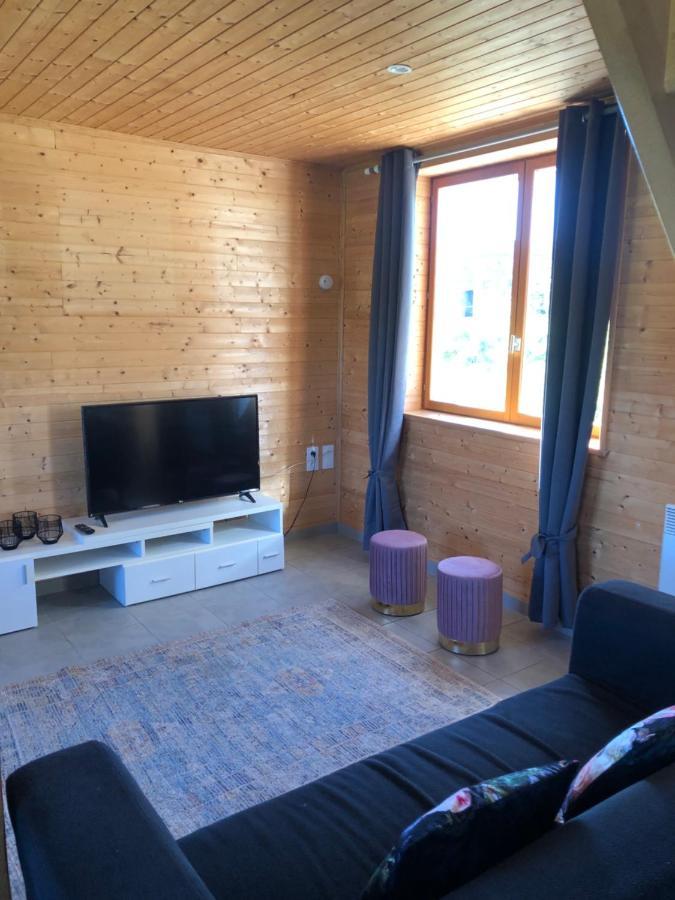 Chalet Sofian Blanzay Exterior photo